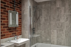 12-Family-Bathroom