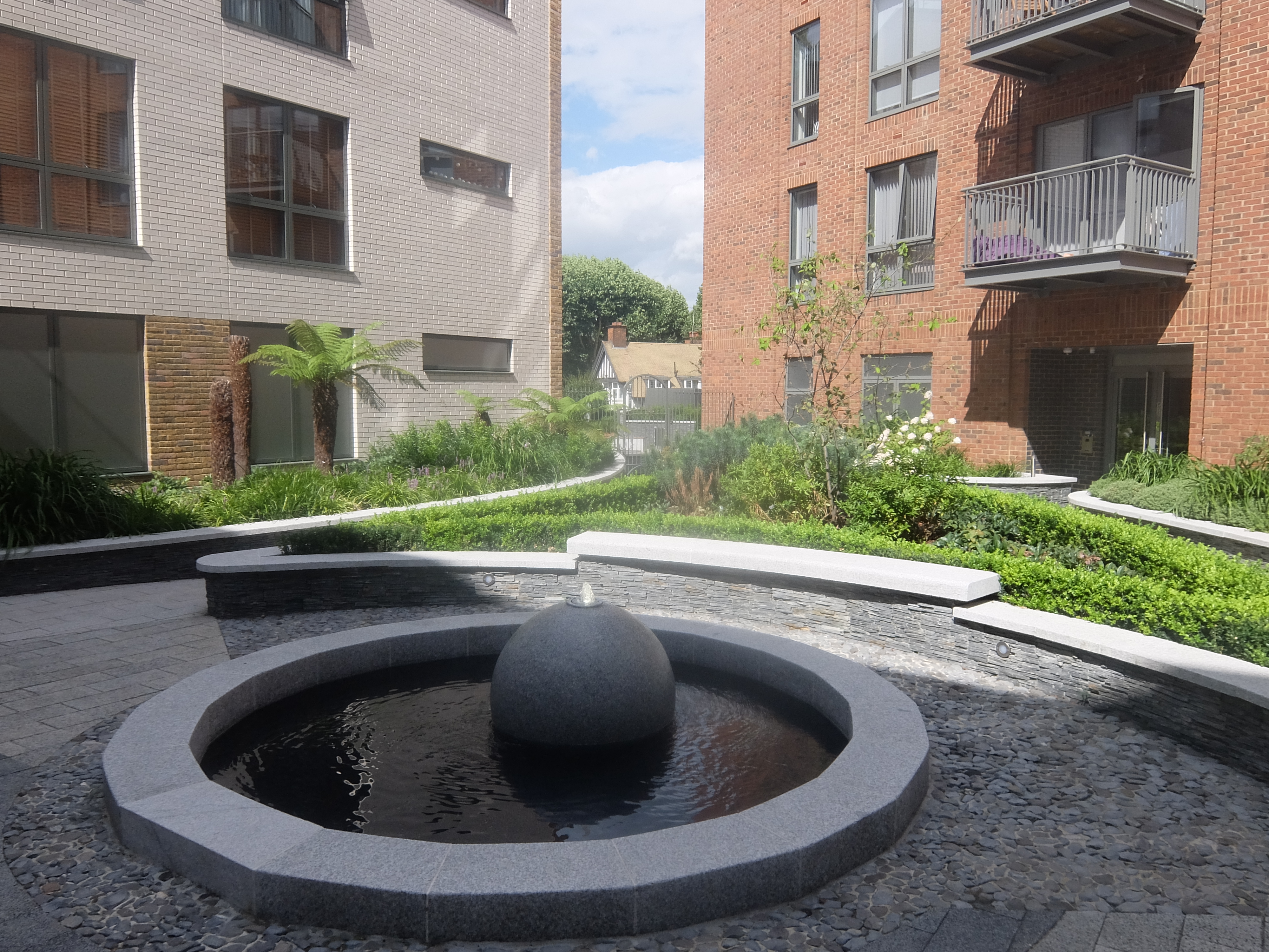 7 fountain courtyard Twickenham Wharf London Executive Apartments